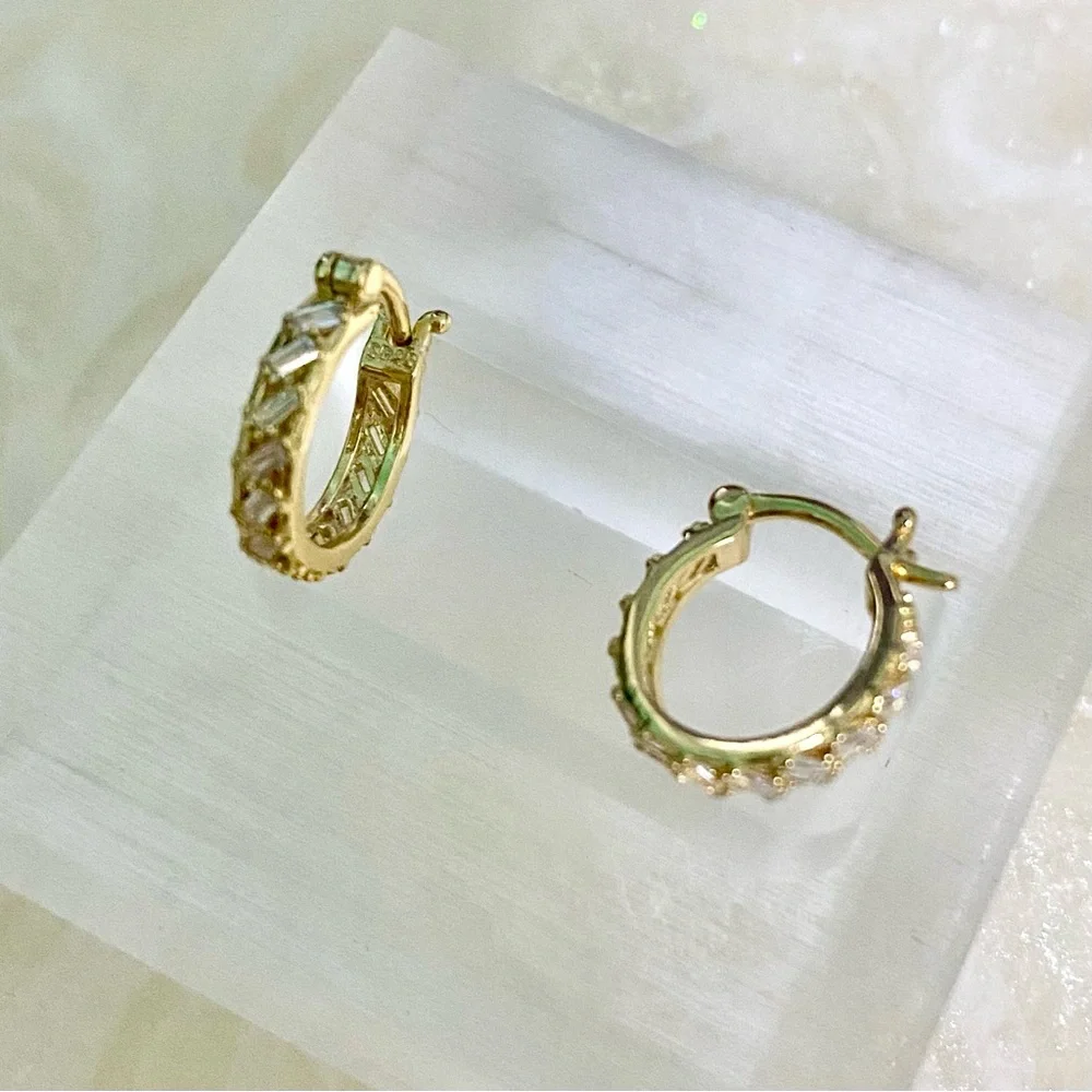 Elegant Gold S925 Hoop Earrings